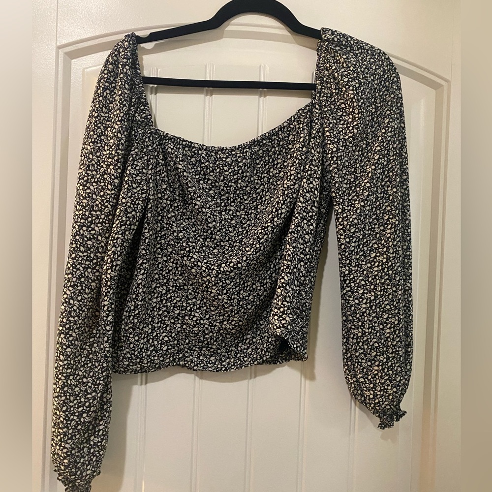 Abercrombie crop size L